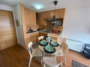 Hermoso y Amplio departamento